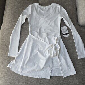 IG In Good State Long Sleeve White Tie Front Wrap Athletic Dress NWT Sz Small